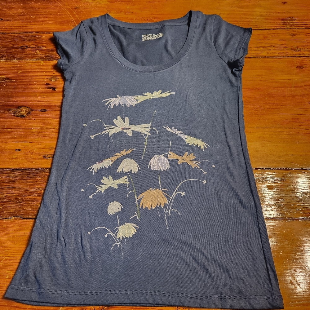Ladies short sleeve tee